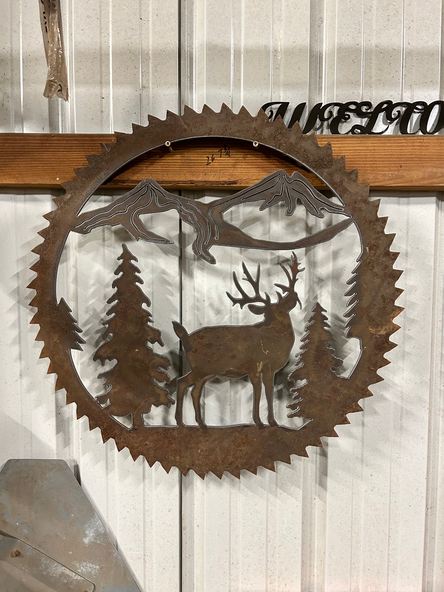 Saw blade deer